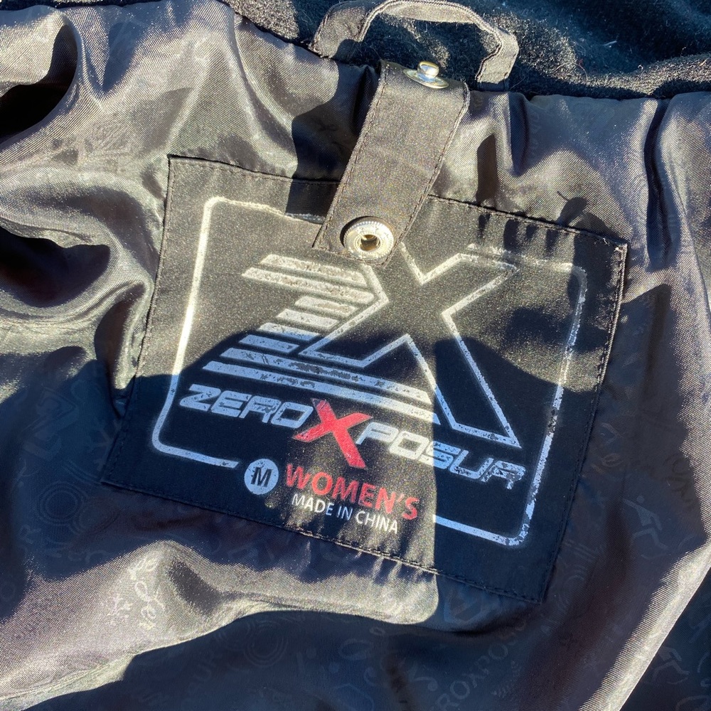 Black Winter Jacket With Removable Lining That’s … - image 4